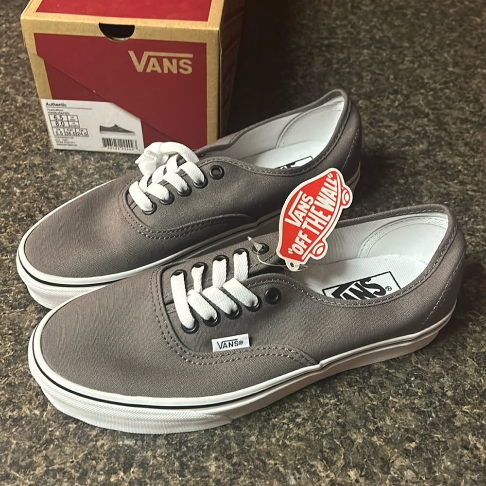 Vans Size 6.5 men & 8 Women Brand New!